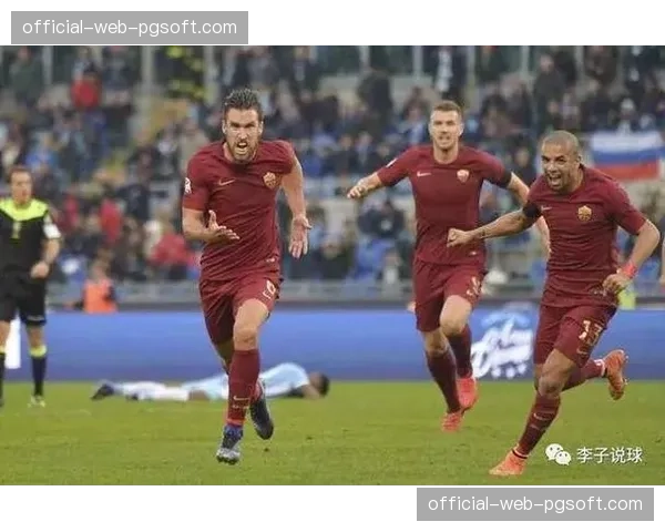 那不勒斯三后卫体系边路空当 维罗纳反击利用充分